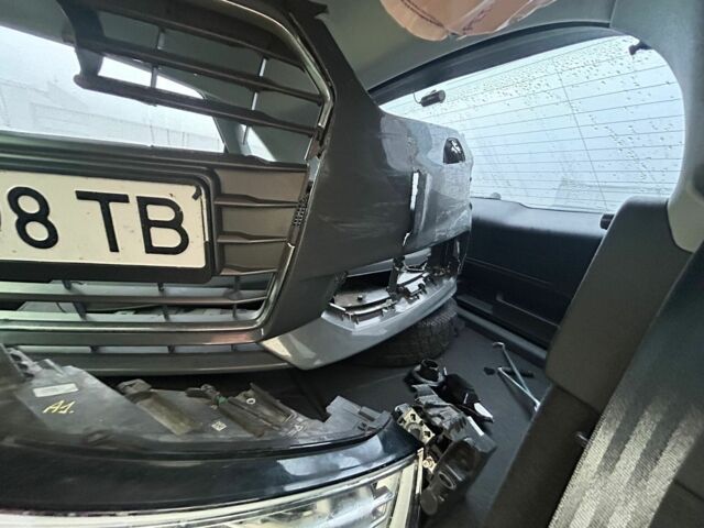 Сірий Ауді А1, об'ємом двигуна 0 л та пробігом 85 тис. км за 4711 $, фото 7 на Automoto.ua