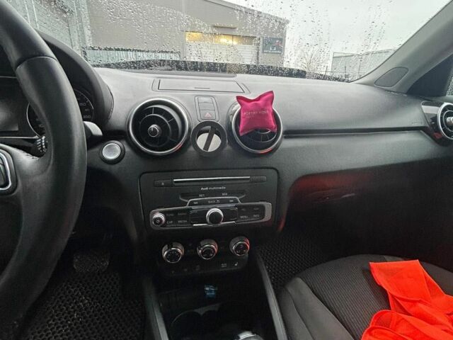 Сірий Ауді А1, об'ємом двигуна 0 л та пробігом 85 тис. км за 4711 $, фото 4 на Automoto.ua