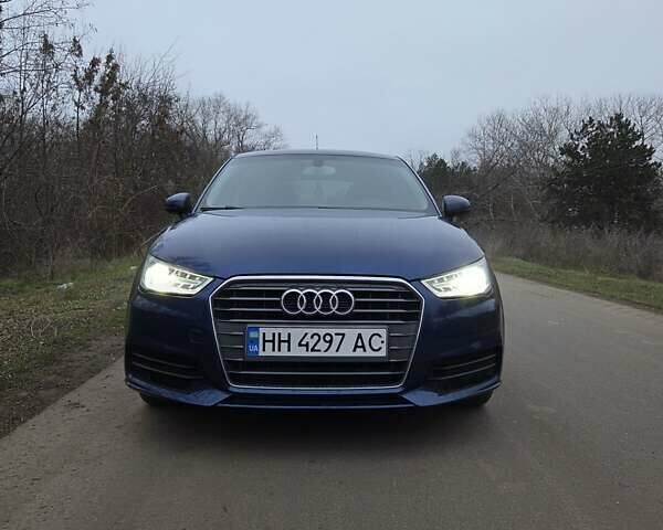 Синій Ауді А1, об'ємом двигуна 1.39 л та пробігом 212 тис. км за 8800 $, фото 3 на Automoto.ua