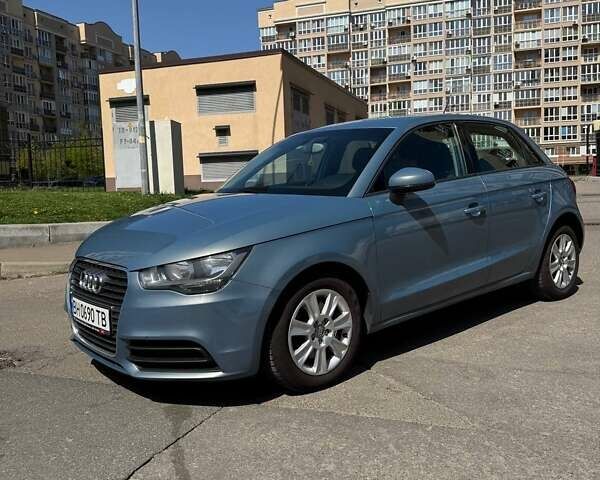 Синій Ауді А1, об'ємом двигуна 1.39 л та пробігом 125 тис. км за 10300 $, фото 5 на Automoto.ua