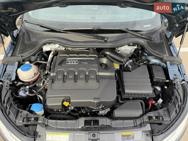 Синій Ауді А1, об'ємом двигуна 1.6 л та пробігом 97 тис. км за 15500 $, фото 4 на Automoto.ua