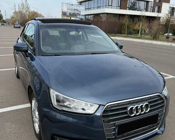 Синій Ауді А1, об'ємом двигуна 1.6 л та пробігом 97 тис. км за 15500 $, фото 11 на Automoto.ua