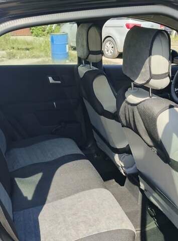 Чорний Ауді A2, об'ємом двигуна 1.4 л та пробігом 347 тис. км за 3999 $, фото 6 на Automoto.ua