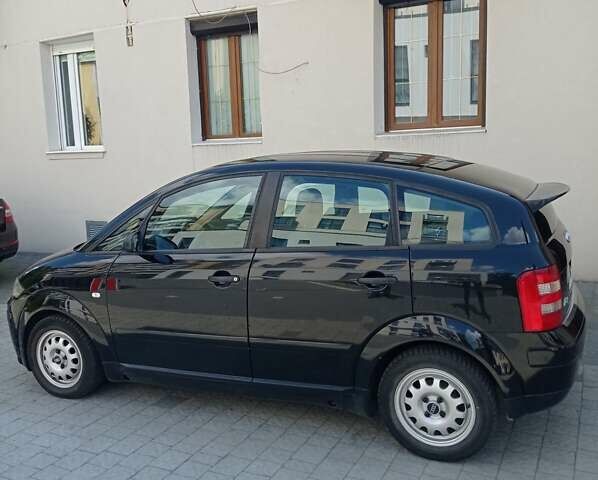 Черный Ауди А2, объемом двигателя 1.19 л и пробегом 265 тыс. км за 3500 $, фото 8 на Automoto.ua
