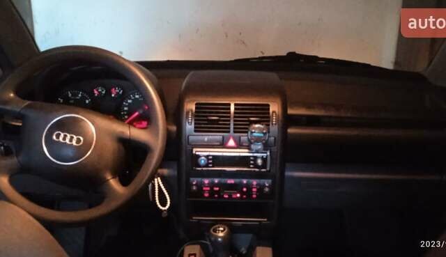 Серый Ауди А2, объемом двигателя 0 л и пробегом 253 тыс. км за 4200 $, фото 7 на Automoto.ua