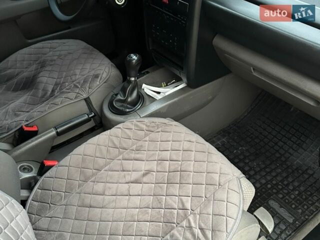 Сірий Ауді A2, об'ємом двигуна 1.39 л та пробігом 273 тис. км за 4550 $, фото 9 на Automoto.ua