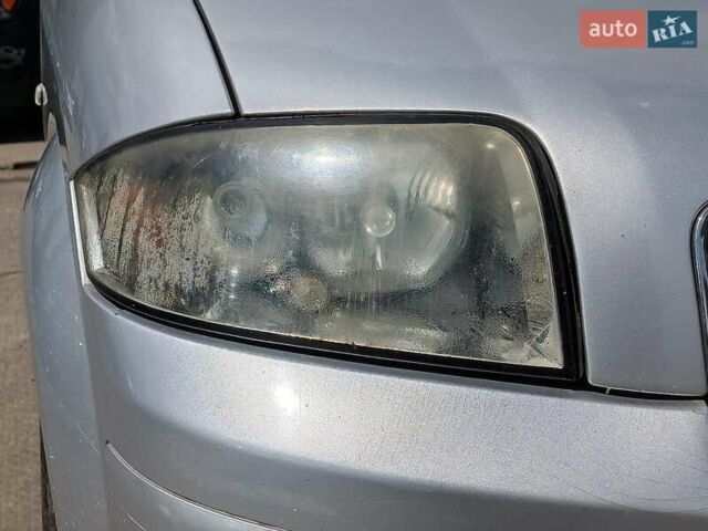 Сірий Ауді A2, об'ємом двигуна 1.4 л та пробігом 364 тис. км за 5240 $, фото 3 на Automoto.ua