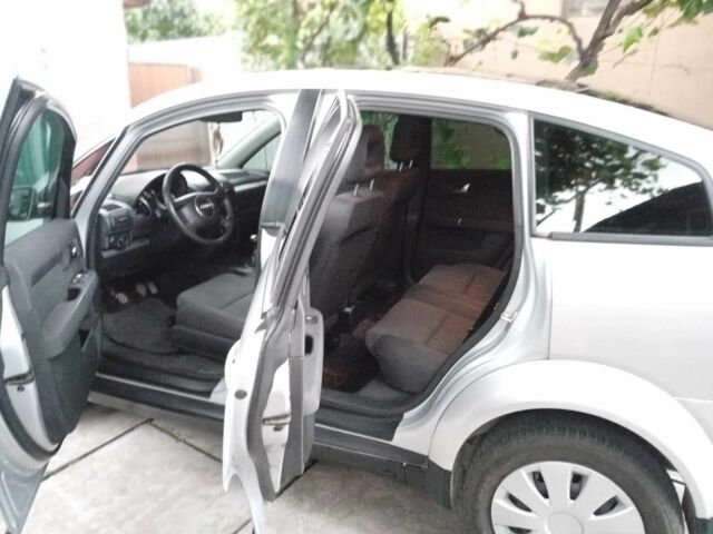 Сірий Ауді A2, об'ємом двигуна 1.6 л та пробігом 200 тис. км за 4400 $, фото 20 на Automoto.ua