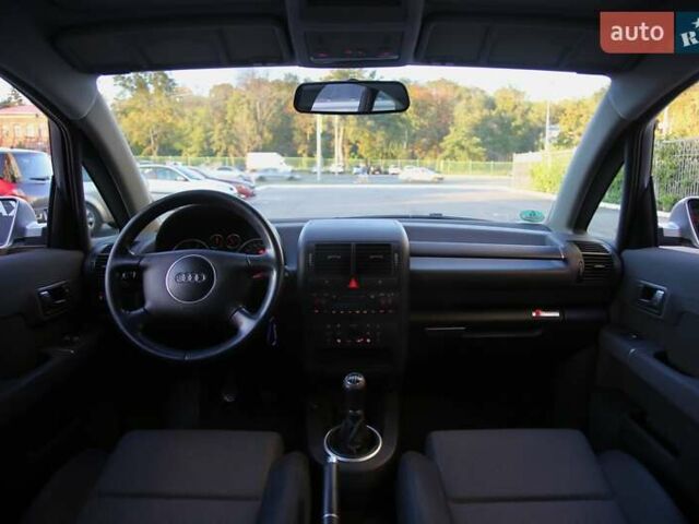 Сірий Ауді A2, об'ємом двигуна 1.4 л та пробігом 202 тис. км за 5650 $, фото 11 на Automoto.ua