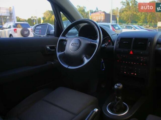Сірий Ауді A2, об'ємом двигуна 1.4 л та пробігом 202 тис. км за 5650 $, фото 10 на Automoto.ua
