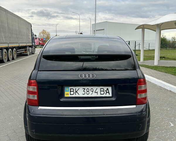 Синій Ауді A2, об'ємом двигуна 1.39 л та пробігом 387 тис. км за 2999 $, фото 5 на Automoto.ua