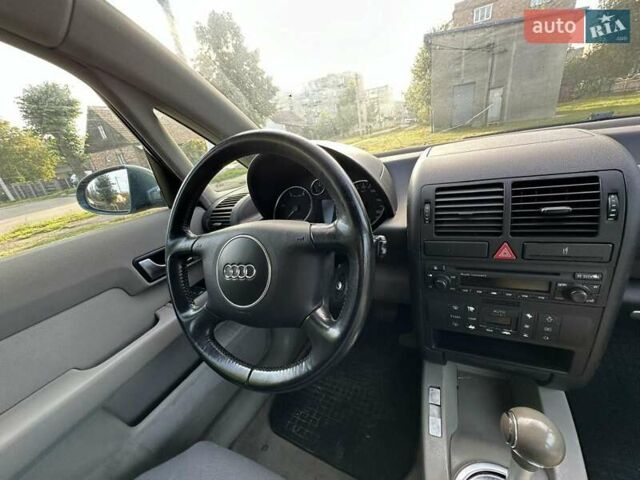 Синій Ауді A2, об'ємом двигуна 1.2 л та пробігом 193 тис. км за 4200 $, фото 7 на Automoto.ua