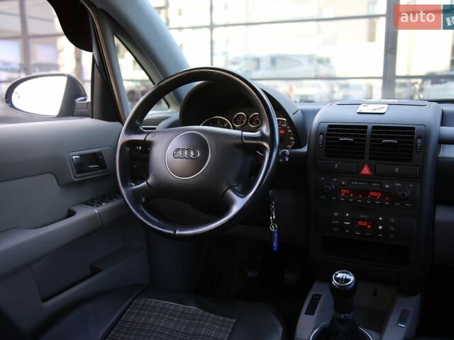 Синий Ауди А2, объемом двигателя 1.6 л и пробегом 203 тыс. км за 6200 $, фото 10 на Automoto.ua