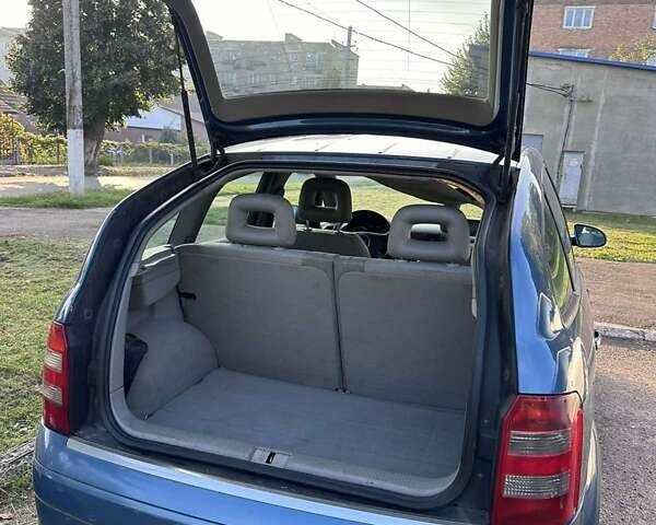 Синій Ауді A2, об'ємом двигуна 1.2 л та пробігом 193 тис. км за 4200 $, фото 3 на Automoto.ua