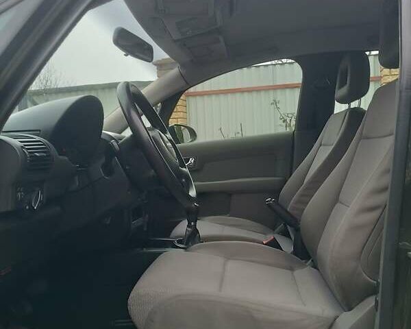 Зеленый Ауди А2, объемом двигателя 1.4 л и пробегом 353 тыс. км за 3700 $, фото 21 на Automoto.ua