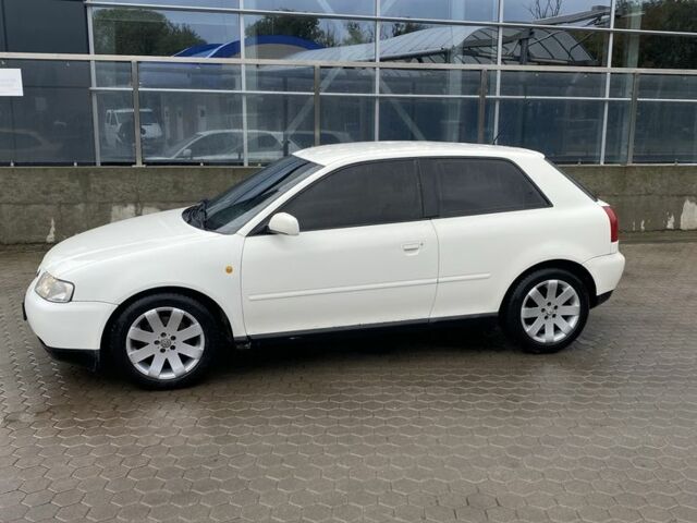 Білий Ауді А3, об'ємом двигуна 1.8 л та пробігом 300 тис. км за 2200 $, фото 8 на Automoto.ua