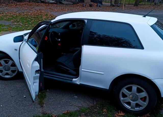 Білий Ауді А3, об'ємом двигуна 1.9 л та пробігом 255 тис. км за 4000 $, фото 12 на Automoto.ua