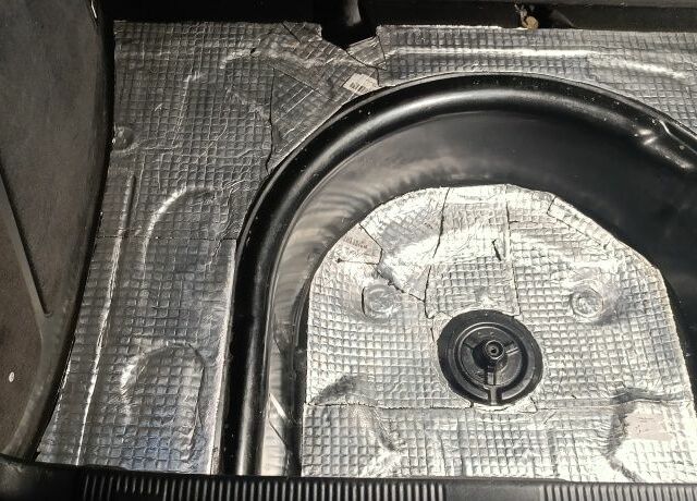 Білий Ауді А3, об'ємом двигуна 1.9 л та пробігом 255 тис. км за 4000 $, фото 14 на Automoto.ua