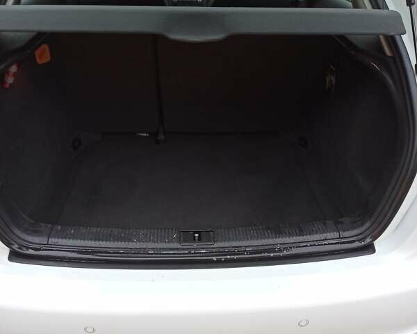 Білий Ауді А3, об'ємом двигуна 1.6 л та пробігом 201 тис. км за 7900 $, фото 17 на Automoto.ua