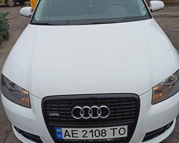Білий Ауді А3, об'ємом двигуна 1.6 л та пробігом 201 тис. км за 7900 $, фото 5 на Automoto.ua