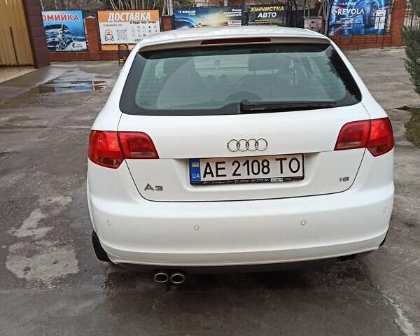 Білий Ауді А3, об'ємом двигуна 1.6 л та пробігом 201 тис. км за 7900 $, фото 20 на Automoto.ua