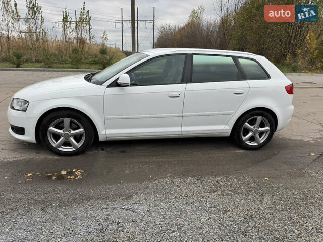 Ауді А3 2008 у Рівному на Automoto.ua Білий Ауді А3, об'ємом двигуна 1.8 л та пробігом 241 тис. км за 8300 $, фото 12 на Automoto.ua