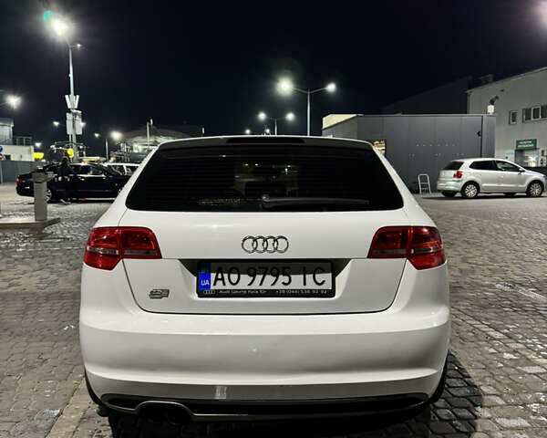 Белый Ауди А3, объемом двигателя 1.39 л и пробегом 265 тыс. км за 8600 $, фото 4 на Automoto.ua