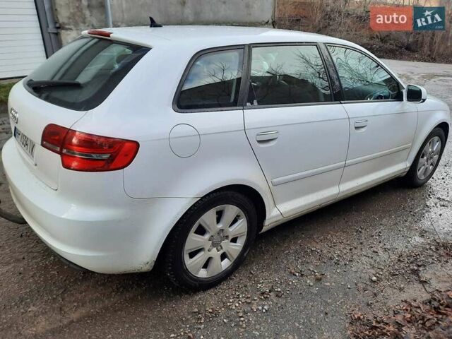 Белый Ауди А3, объемом двигателя 1.6 л и пробегом 290 тыс. км за 7500 $, фото 2 на Automoto.ua