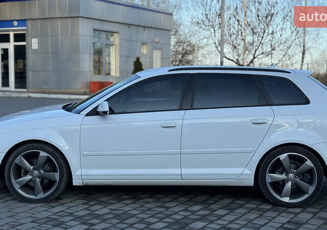 Белый Ауди А3, объемом двигателя 2 л и пробегом 161 тыс. км за 10900 $, фото 6 на Automoto.ua