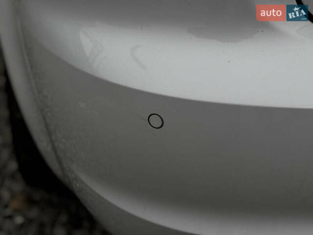 Белый Ауди А3, объемом двигателя 1.39 л и пробегом 269 тыс. км за 9390 $, фото 10 на Automoto.ua