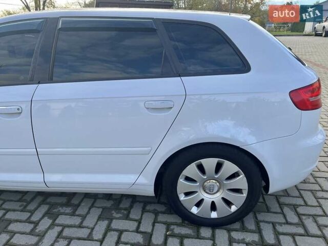Ауди А3 2012 в Золочев на Automoto.ua Белый Ауди А3, объемом двигателя 1.39 л и пробегом 270 тыс. км за 7999 $, фото 45 на Automoto.ua