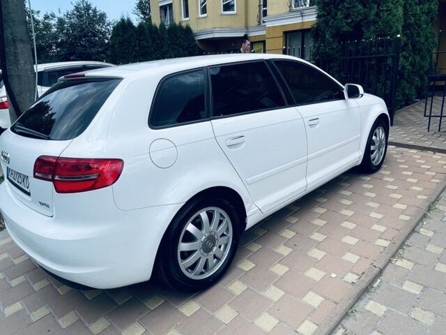 Білий Ауді А3, об'ємом двигуна 1.2 л та пробігом 149 тис. км за 7900 $, фото 1 на Automoto.ua
