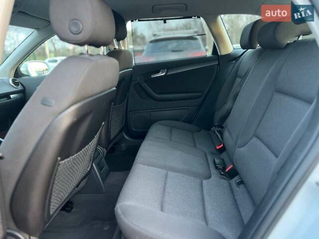 Білий Ауді А3, об'ємом двигуна 1.39 л та пробігом 165 тис. км за 9999 $, фото 23 на Automoto.ua