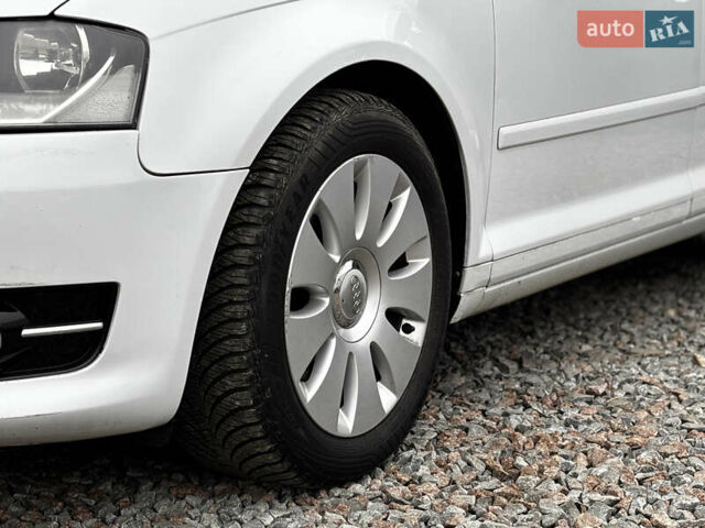 Белый Ауди А3, объемом двигателя 1.39 л и пробегом 269 тыс. км за 9390 $, фото 1 на Automoto.ua