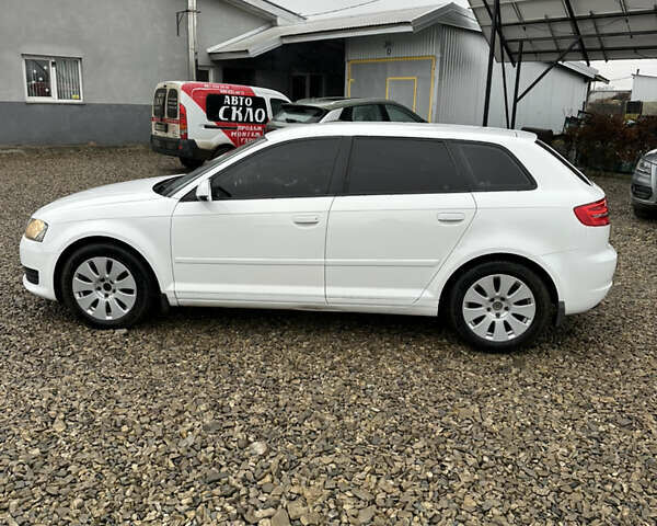 Білий Ауді А3, об'ємом двигуна 1.2 л та пробігом 145 тис. км за 8500 $, фото 4 на Automoto.ua