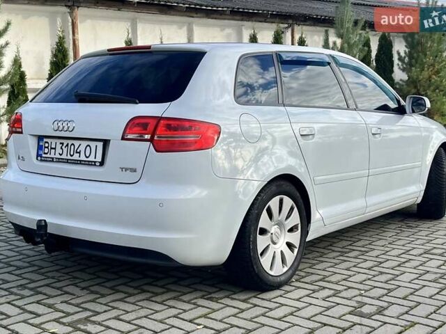 Ауди А3 2012 в Золочев на Automoto.ua Белый Ауди А3, объемом двигателя 1.39 л и пробегом 270 тыс. км за 7999 $, фото 11 на Automoto.ua