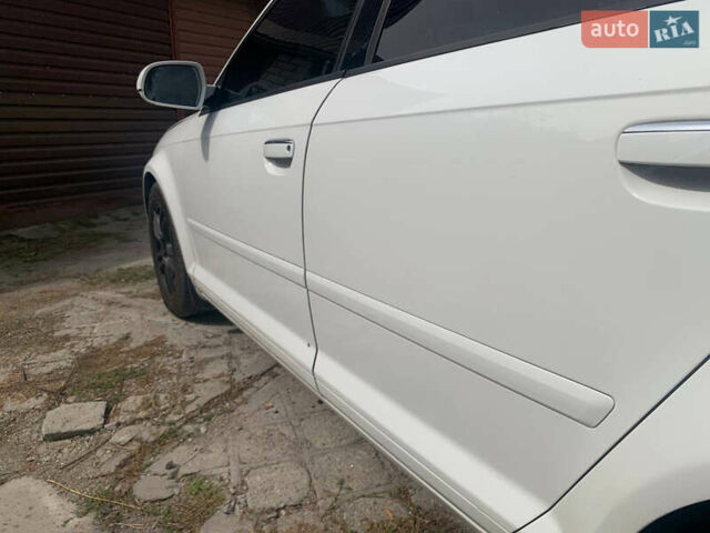 Белый Ауди А3, объемом двигателя 1.2 л и пробегом 245 тыс. км за 8300 $, фото 16 на Automoto.ua