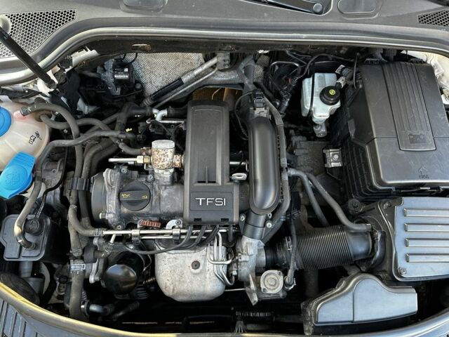 Белый Ауди А3, объемом двигателя 1.2 л и пробегом 160 тыс. км за 8400 $, фото 5 на Automoto.ua