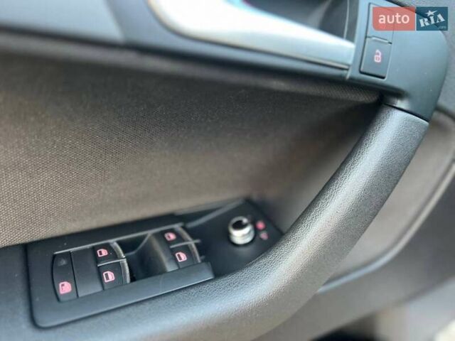 Білий Ауді А3, об'ємом двигуна 1.39 л та пробігом 165 тис. км за 9999 $, фото 17 на Automoto.ua