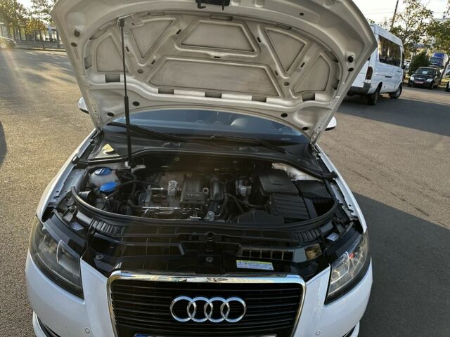 Белый Ауди А3, объемом двигателя 1.2 л и пробегом 160 тыс. км за 8400 $, фото 6 на Automoto.ua