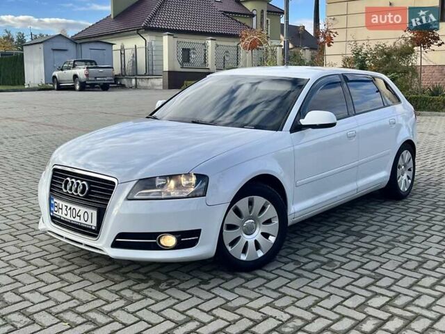 Ауди А3 2012 в Золочев на Automoto.ua Белый Ауди А3, объемом двигателя 1.39 л и пробегом 270 тыс. км за 7999 $, фото 18 на Automoto.ua