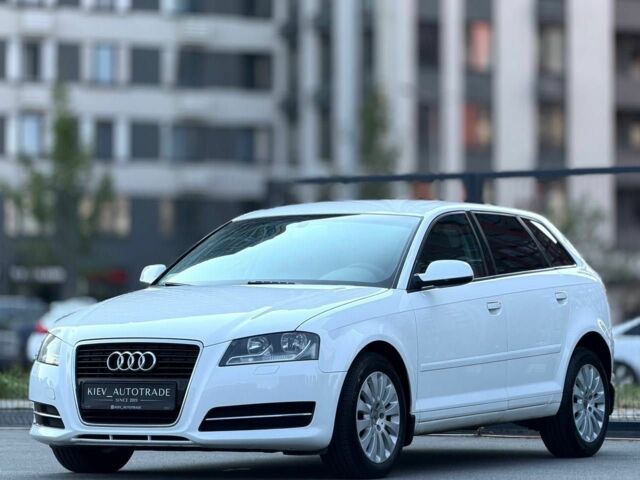 Білий Ауді А3, об'ємом двигуна 1.2 л та пробігом 186 тис. км за 7486 $, фото 5 на Automoto.ua