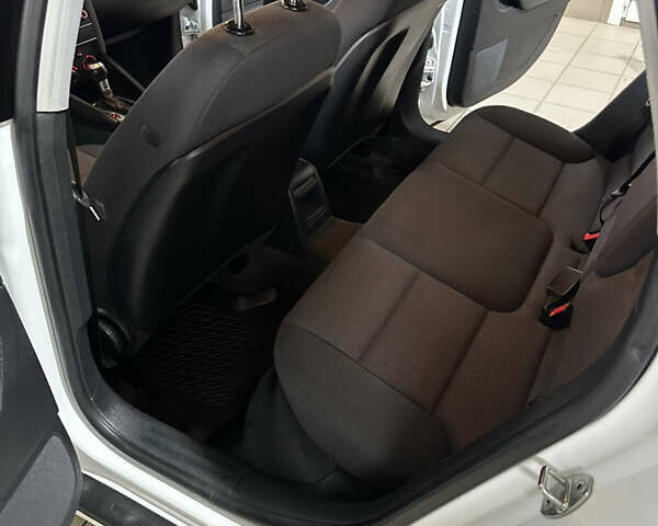 Білий Ауді А3, об'ємом двигуна 1.2 л та пробігом 145 тис. км за 8500 $, фото 32 на Automoto.ua