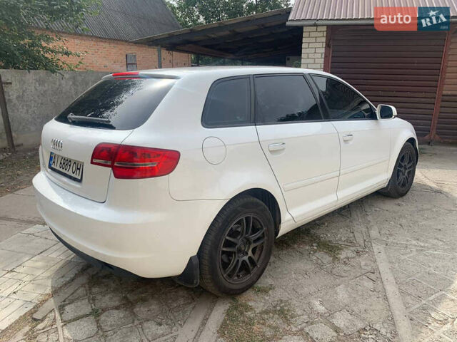 Белый Ауди А3, объемом двигателя 1.2 л и пробегом 245 тыс. км за 8300 $, фото 4 на Automoto.ua