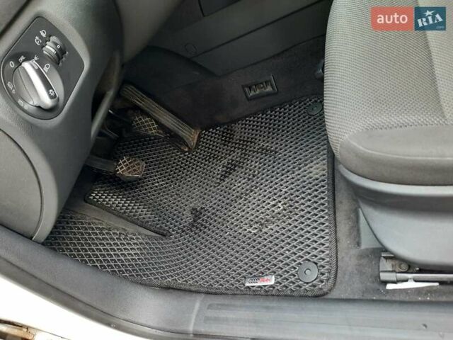 Белый Ауди А3, объемом двигателя 1.6 л и пробегом 290 тыс. км за 7500 $, фото 7 на Automoto.ua