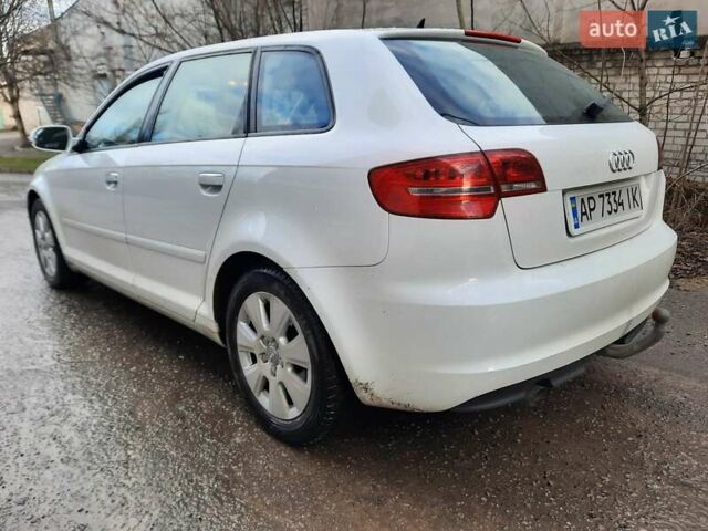Белый Ауди А3, объемом двигателя 1.6 л и пробегом 290 тыс. км за 7500 $, фото 5 на Automoto.ua