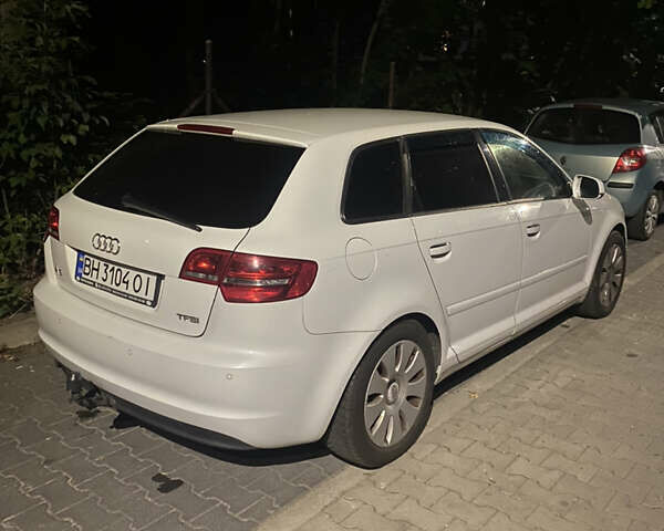 Белый Ауди А3, объемом двигателя 1.39 л и пробегом 270 тыс. км за 9081 $, фото 4 на Automoto.ua