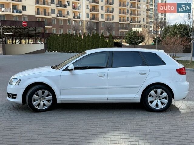 Белый Ауди А3, объемом двигателя 1.2 л и пробегом 133 тыс. км за 10200 $, фото 7 на Automoto.ua