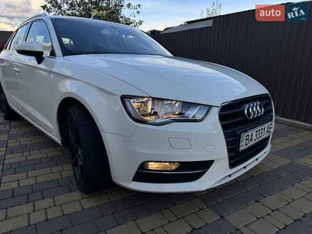 Белый Ауди А3, объемом двигателя 1.97 л и пробегом 247 тыс. км за 11300 $, фото 8 на Automoto.ua