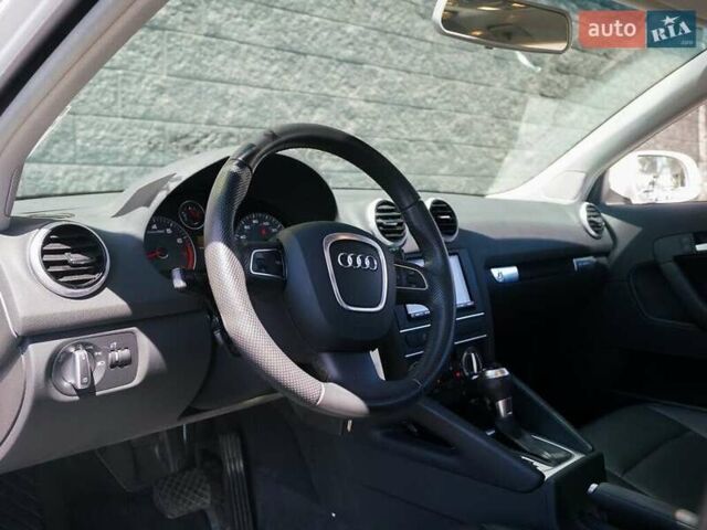 Білий Ауді А3, об'ємом двигуна 1.98 л та пробігом 111 тис. км за 1500 $, фото 7 на Automoto.ua